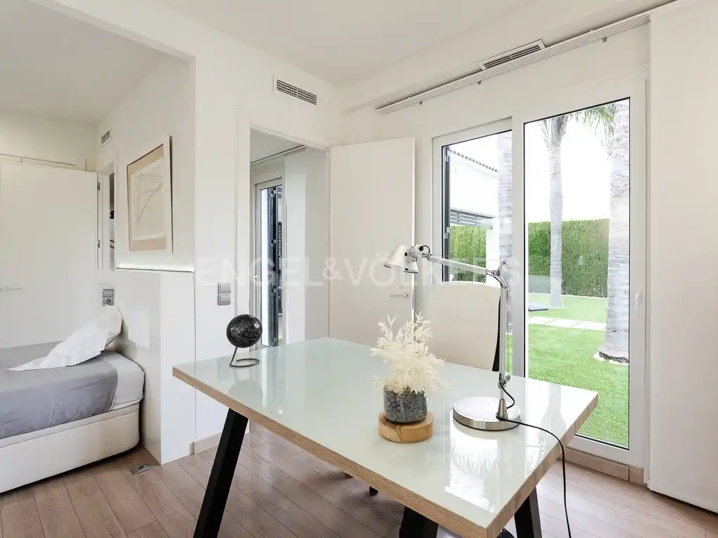 Bedroom of Houses for rent in Bétera  with Air Conditioner, Heating and Private garden