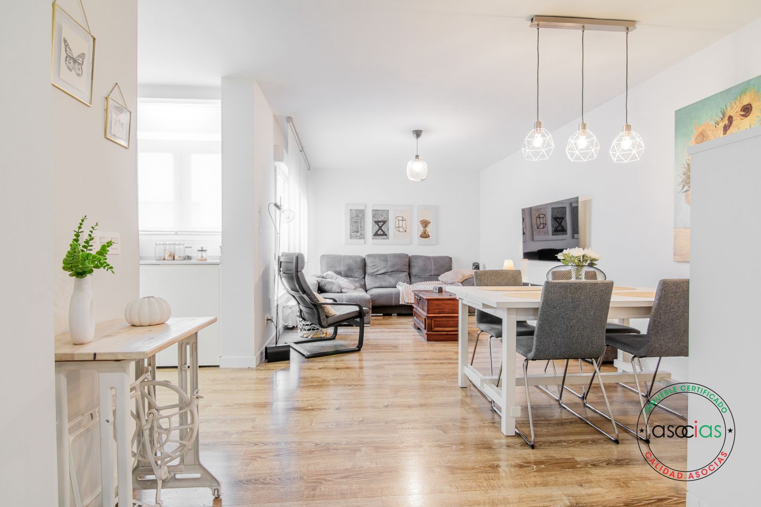 Living room of Flat for sale in Oviedo   with Heating and Private garden