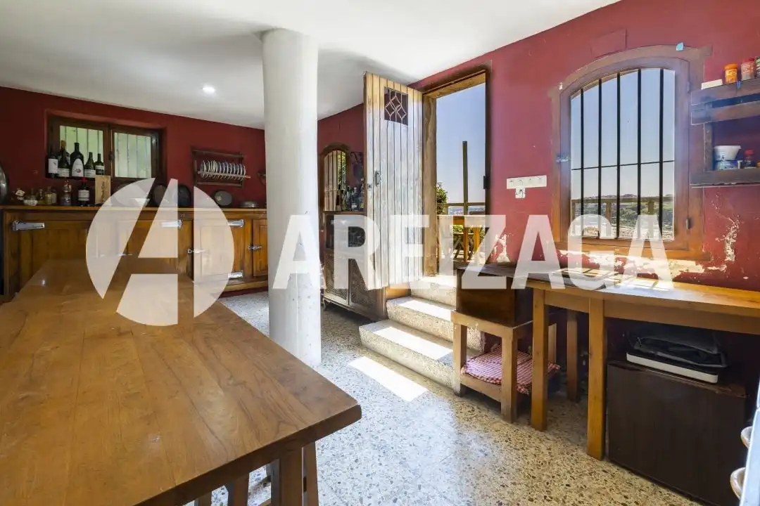 Menjador de Casa o xalet en venda en Donostia - San Sebastián  amb Calefacció, Jardí privat i Terrassa