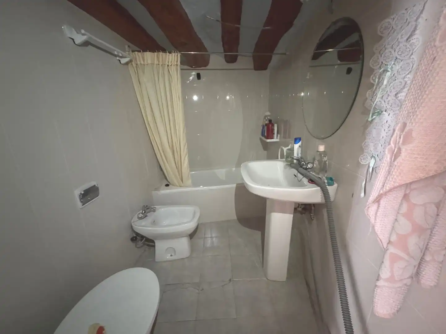Baño de Casa adosada en venta en Fuentespalda con Amueblado, Horno y Microondas