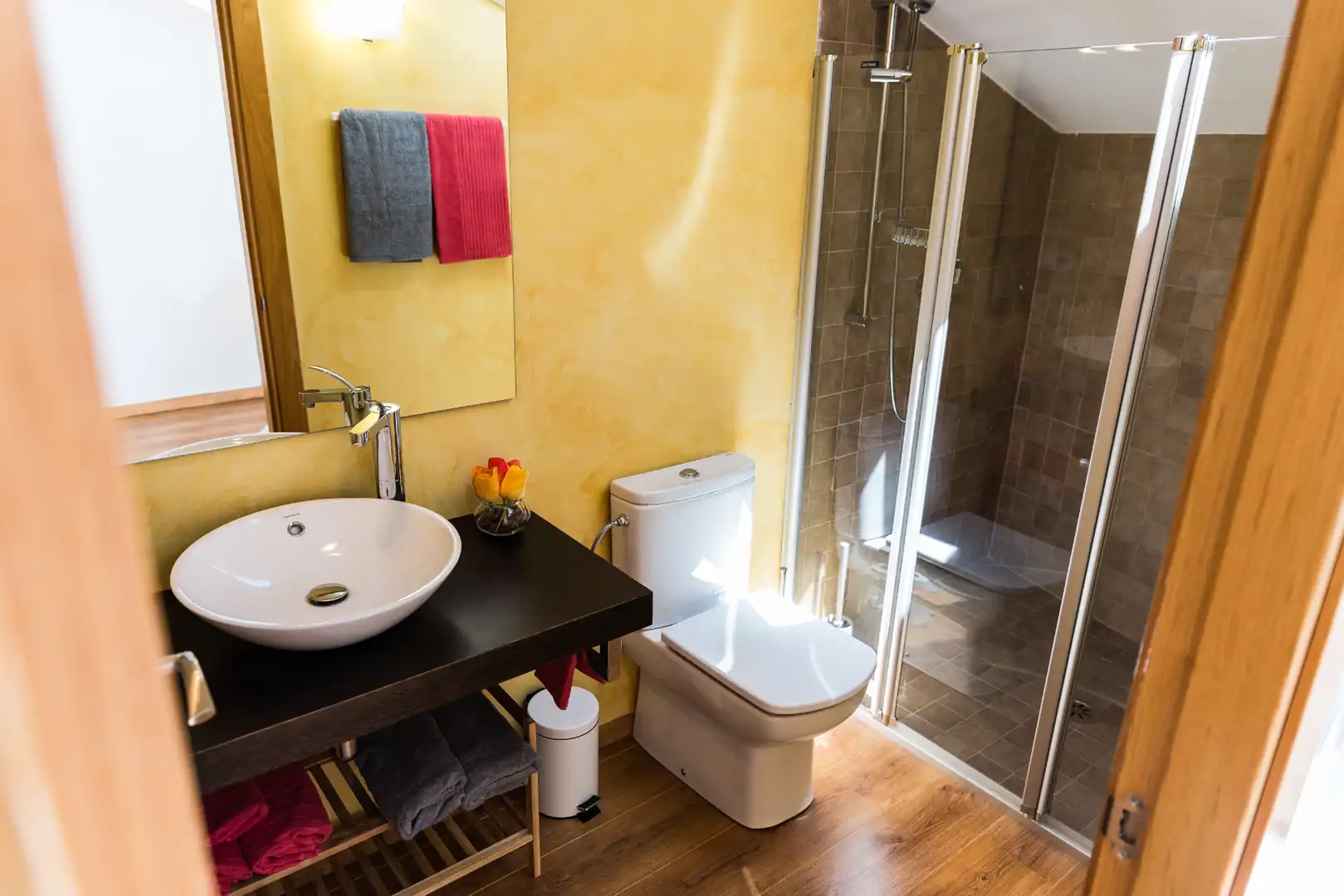 Baño de Finca rústica en venta en Passanant i Belltall con Calefacción, Parquet y Terraza