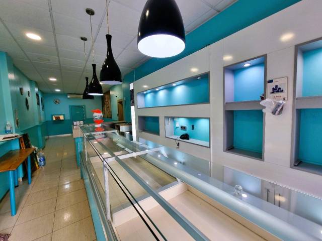 Local comercial en Alquiler en  MOSSEN MIQUEL AMOROS en Altafulla