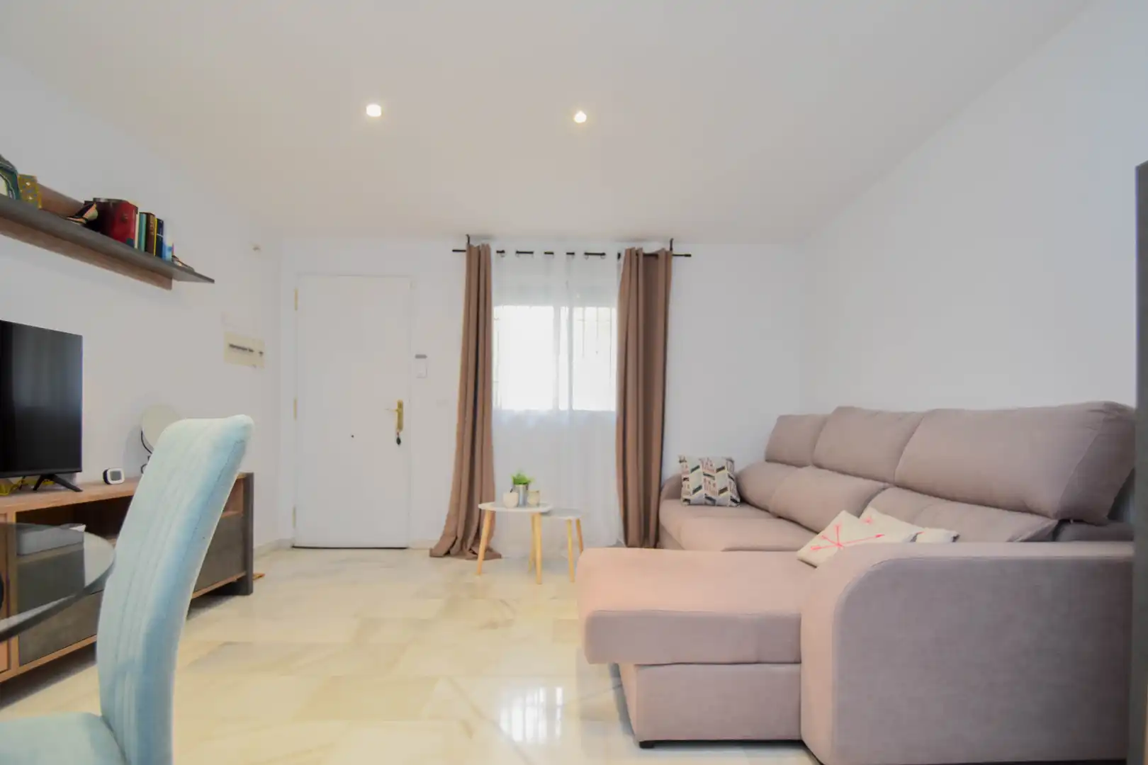 Living room of Duplexes for sale in Cúllar Vega  with Air Conditioner, Heating and Terrace