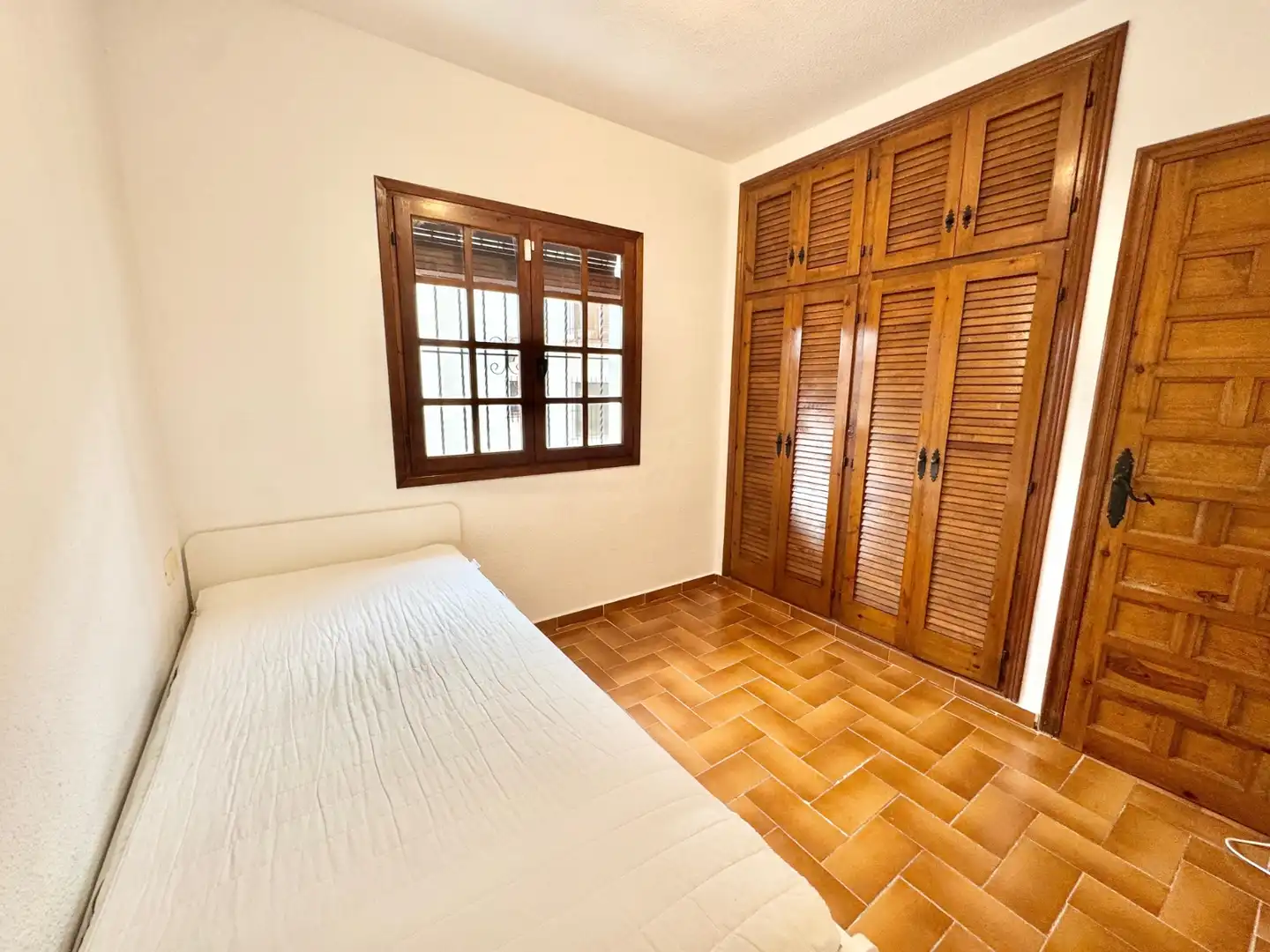 Bedroom of Houses for rent in Torrevieja  with Air Conditioner, Heating and Terrace