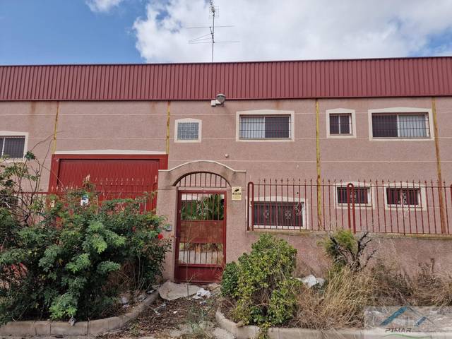 Nave industrial en Venta en Pedanías Este