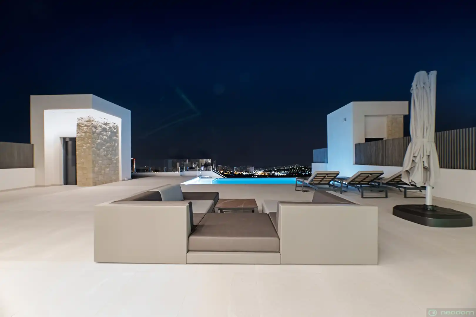 Casa amb terrassa en venda a C. Viena, imagen 47