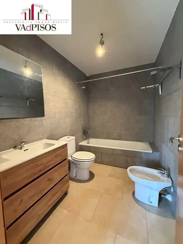 Bany de Casa o xalet en venda en Gelida amb Jardí privat i Terrassa