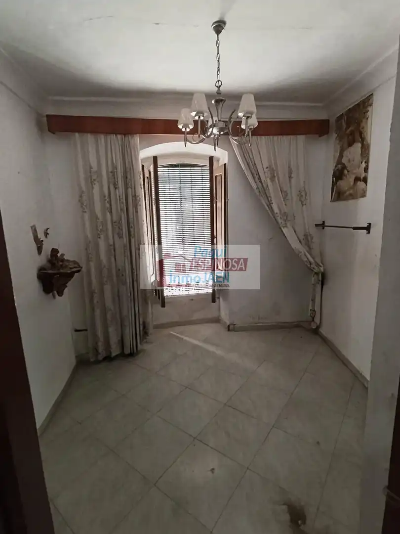 Dormitori de Casa o xalet en venda en Torredonjimeno amb Traster