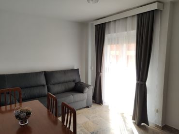 Flat with lift to rent in Calle de Pedrera Baja
