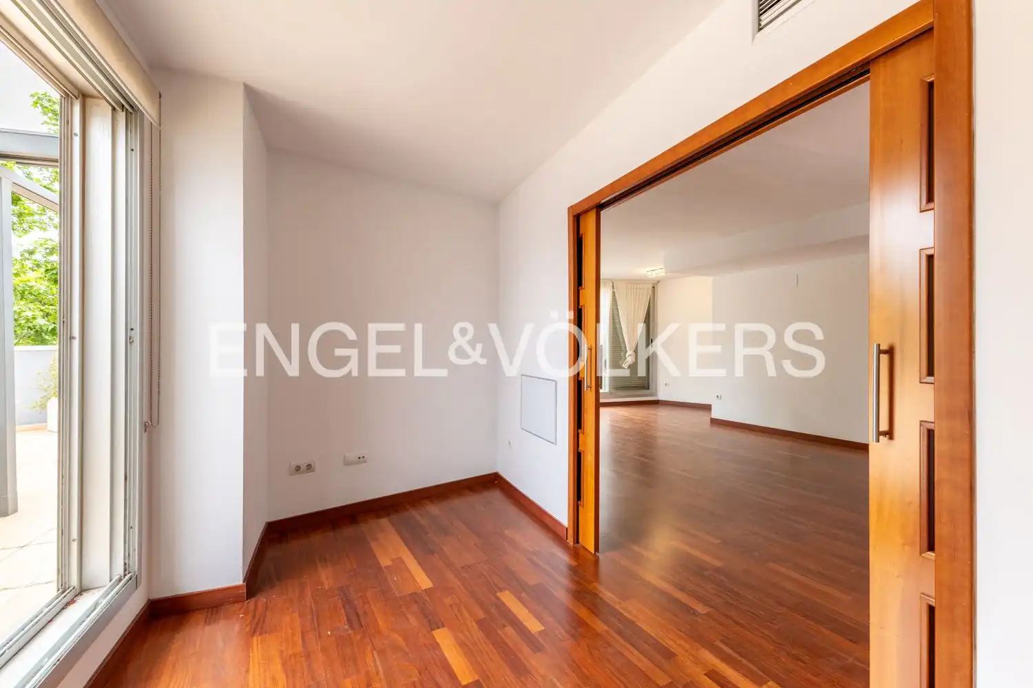 Duplexes for sale in Valencia  with Air Conditioner, Heating and Private garden