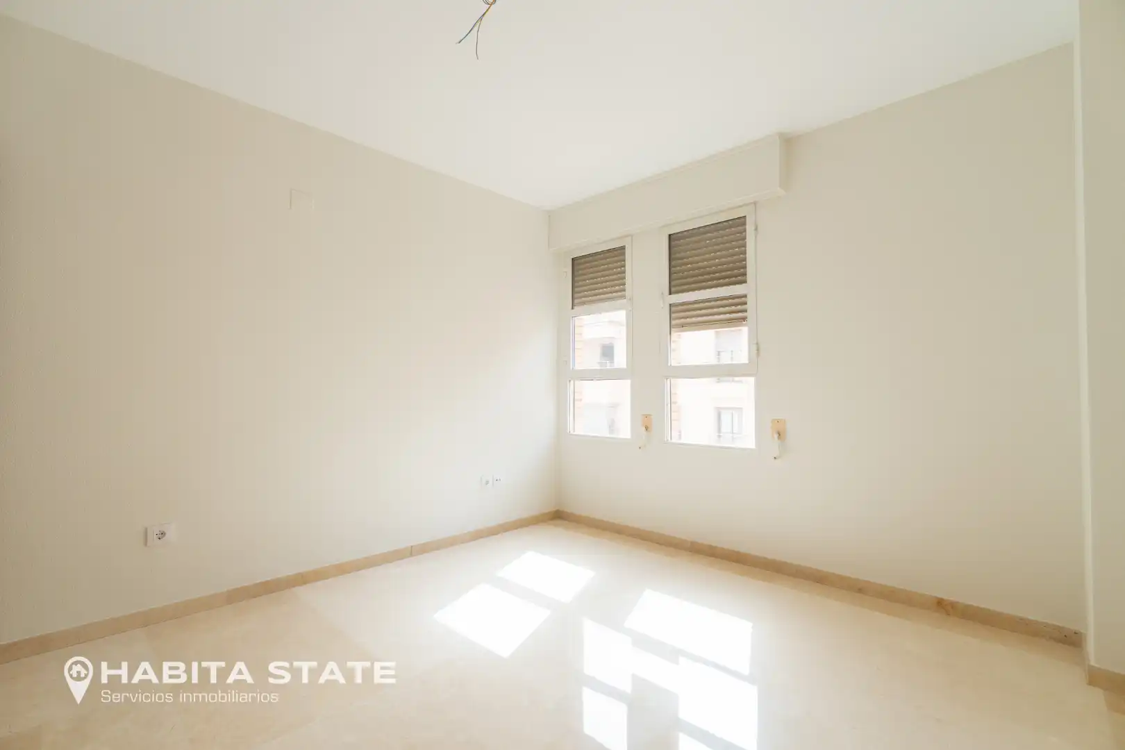 Bedroom of Flat for rent in Almería  with Air Conditioner, Heating and Terrace