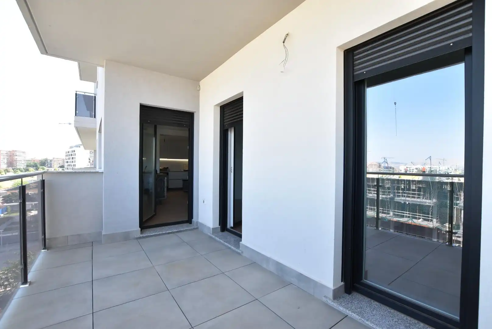 Terraza de Piso de alquiler en Granada con Calefacción, Terraza y Piscina comunitaria