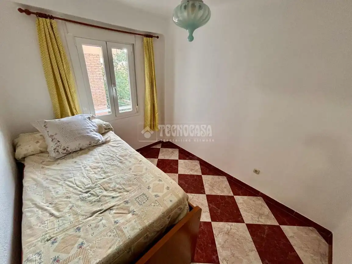 Habitación de Piso en venta en Málaga con Aire acondicionado, Balcón y Alarma