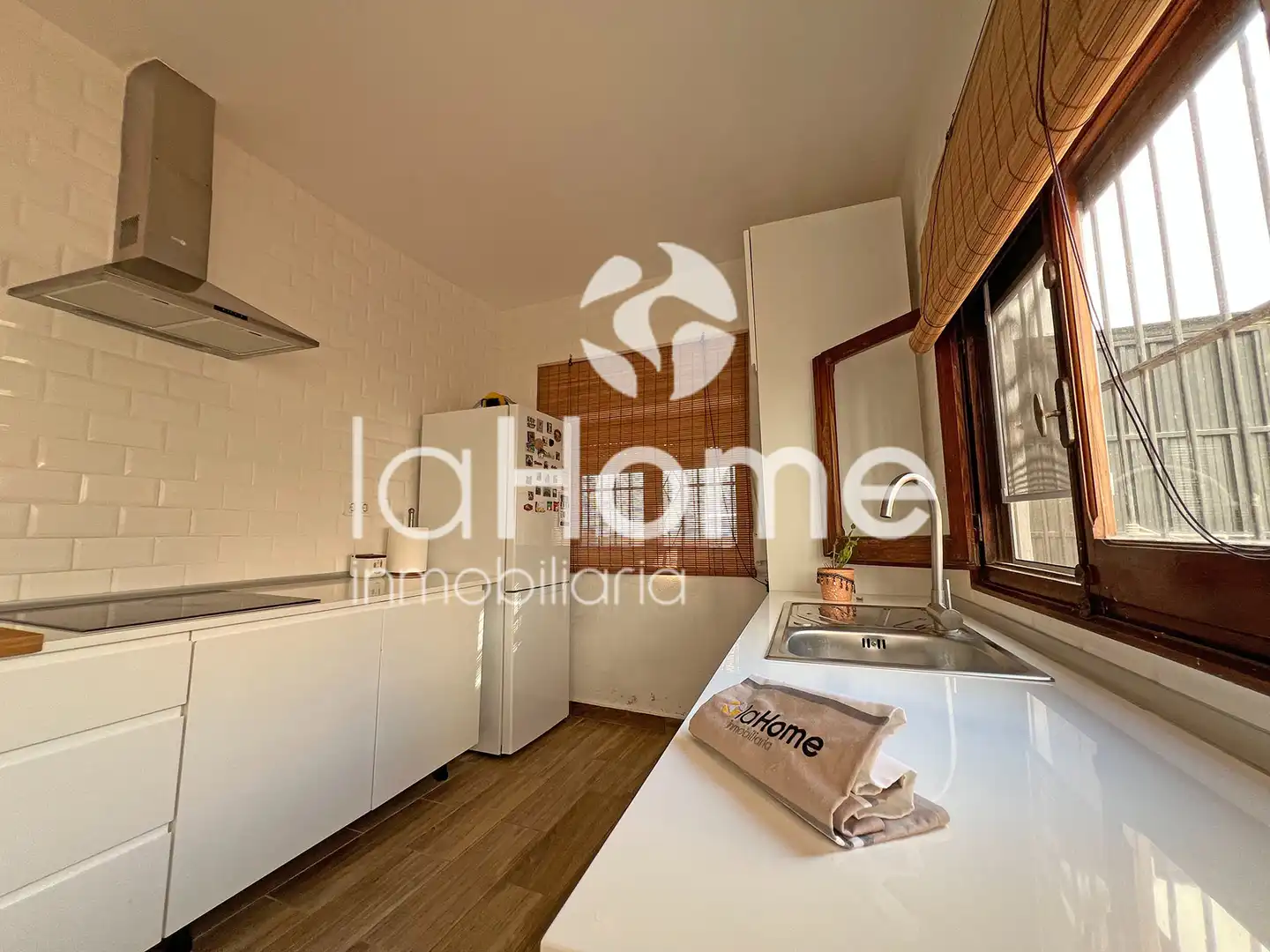 Cocina de Casa adosada en venta en Paterna con Aire acondicionado, Terraza y Horno