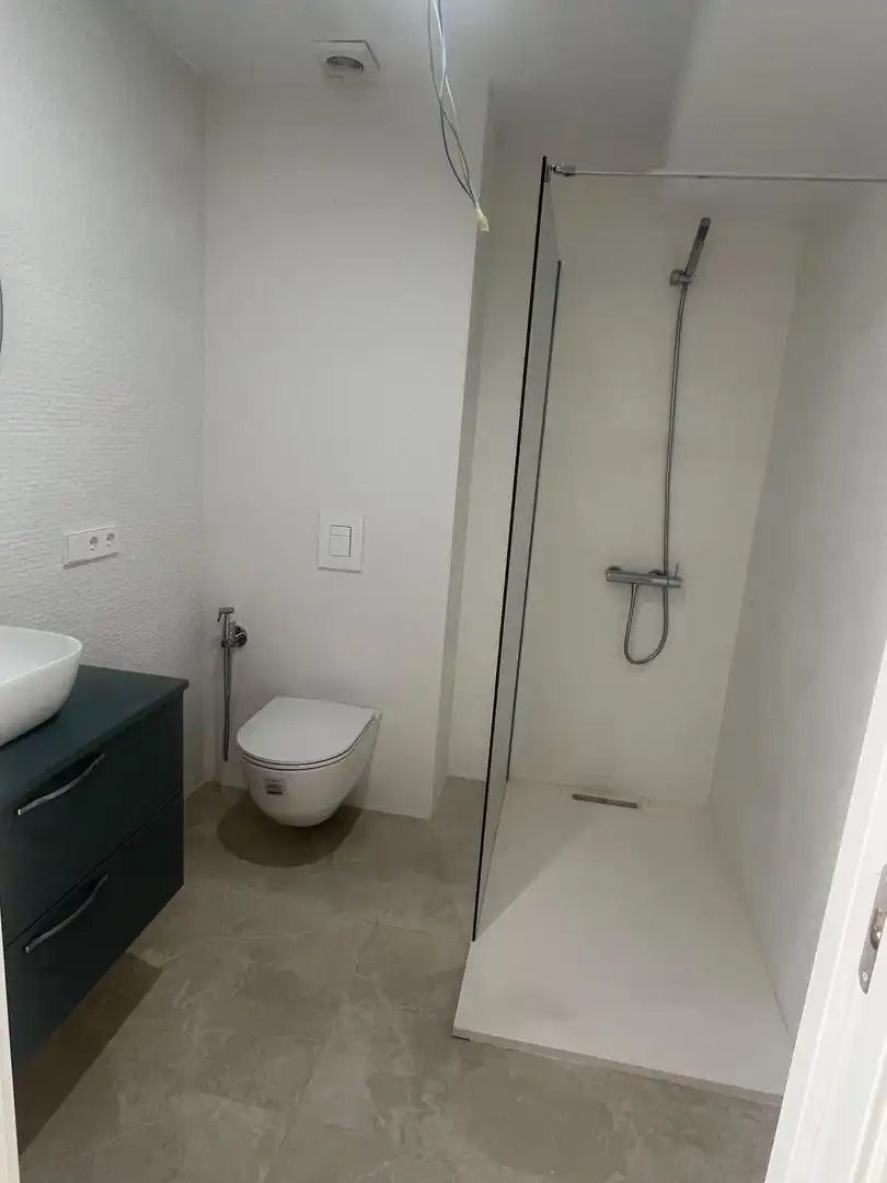 Bathroom of Flat for sale in Aldaia  with Balcony
