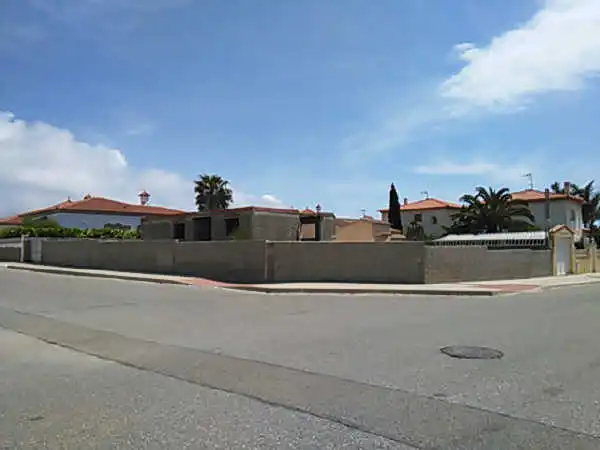 Buildings for sale in C/ Illes Canaries , Centre