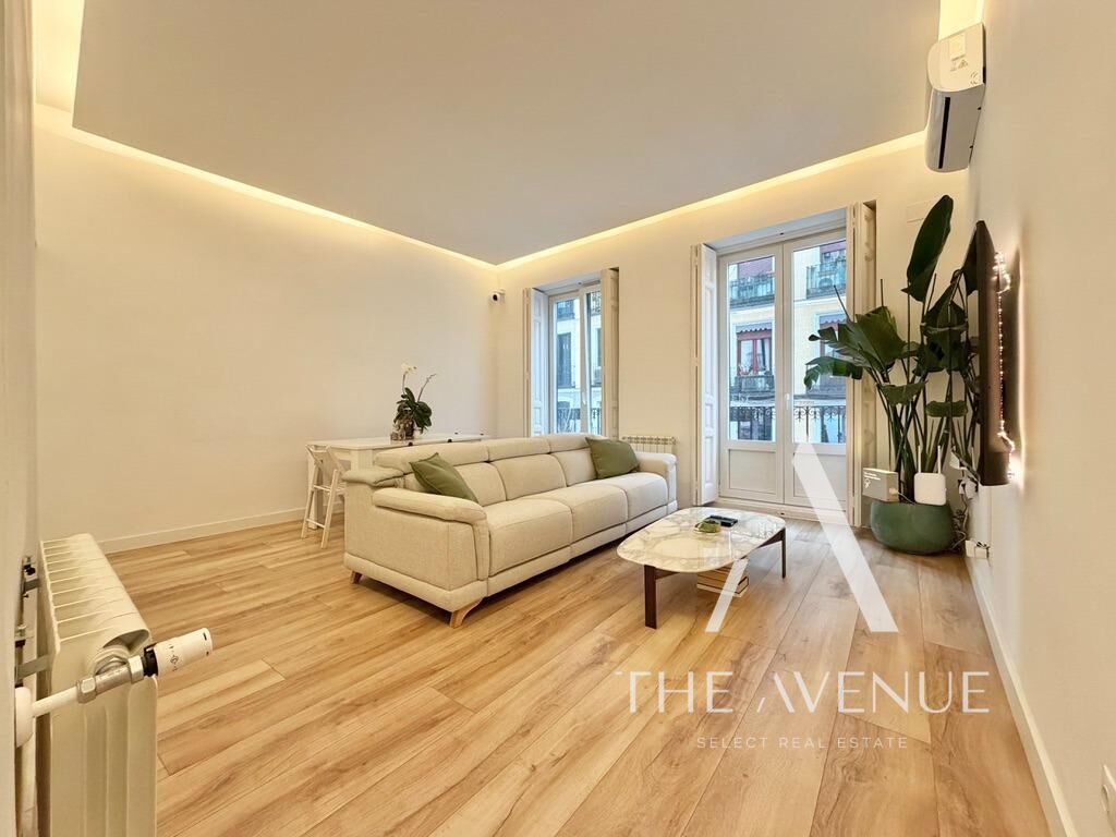 Sala de estar de Piso en venta en  Madrid Capital con Aire acondicionado, Calefacción y Balcón