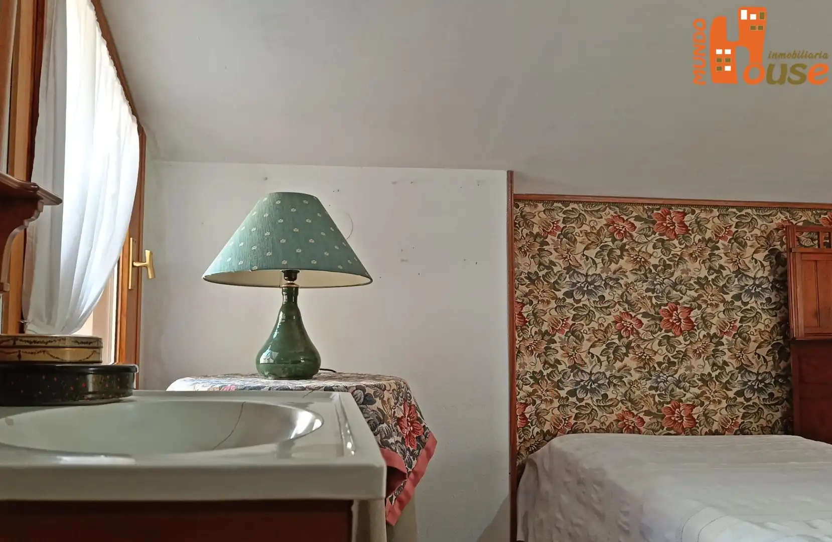 Bedroom of Flat for sale in Segovia  with Furnished
