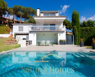 Exterior view of House or chalet for sale in Sant Vicenç de Montalt  with Air Conditioner, Heating and Private garden