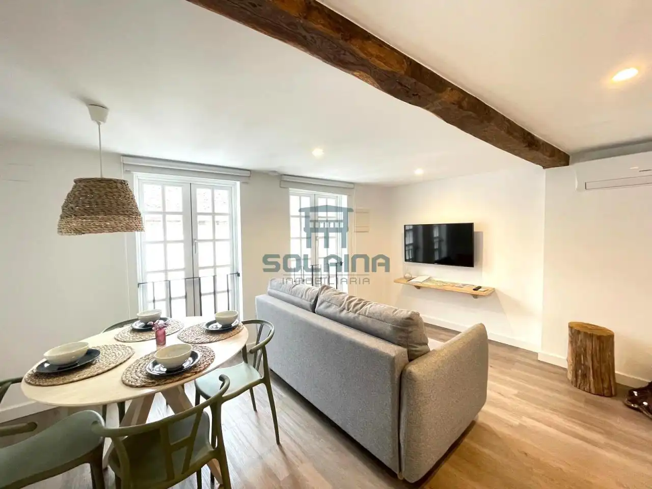 Sala de estar de Edificio en venta en Ourense Capital 