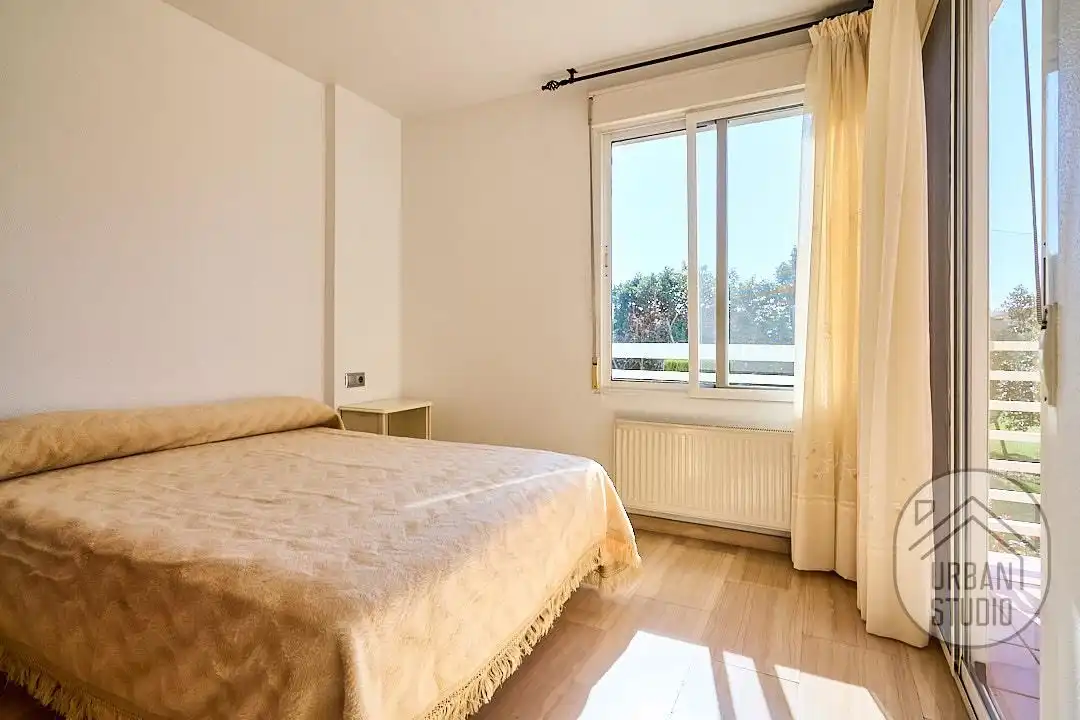 Dormitori de Casa o xalet en venda en Alicante / Alacant amb Aire condicionat, Calefacció i Terrassa