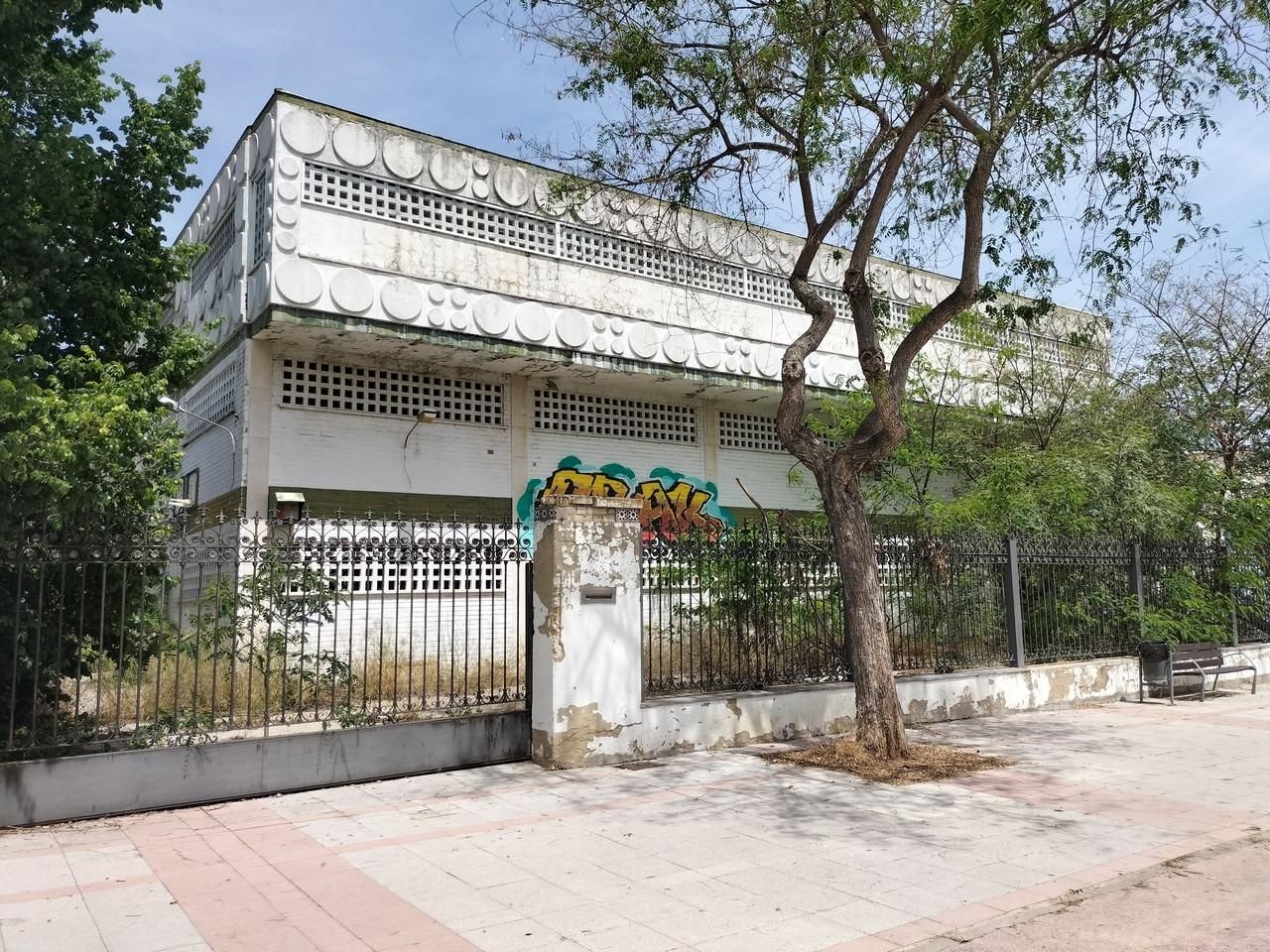 Exterior view of Industrial buildings for sale in Jerez de la Frontera