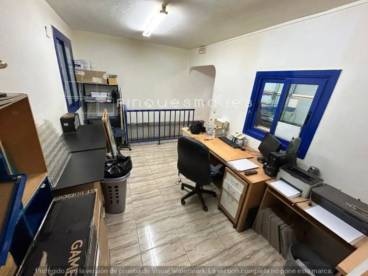 Local en venta en L'Hospitalet de Llobregat con Aire acondicionado