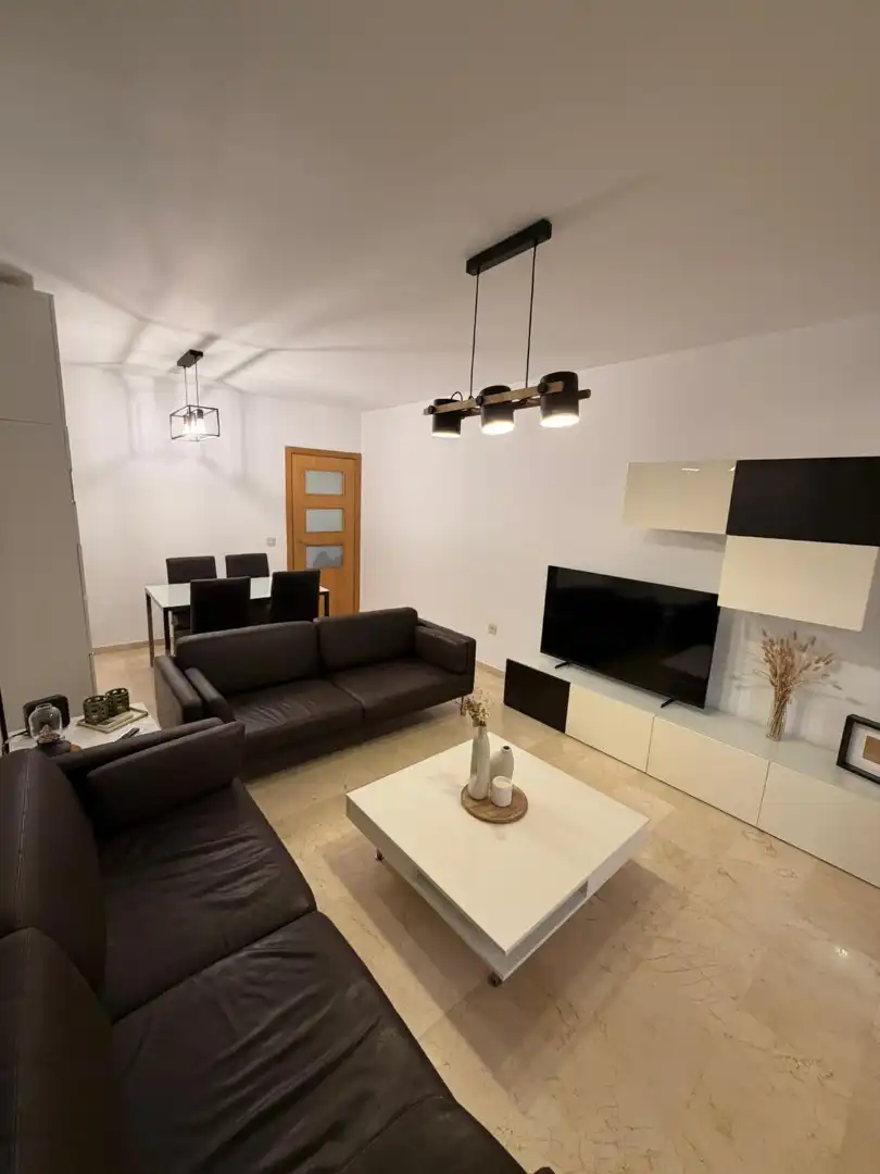 Sala de estar de Piso en venta en Benalmádena con Aire acondicionado, Calefacción y Parquet