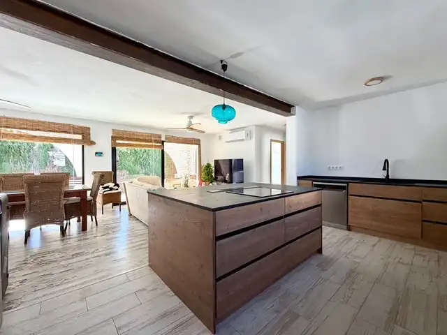 Cocina de Casa o chalet en venta en Dénia con Aire acondicionado, Calefacción y Jardín privado