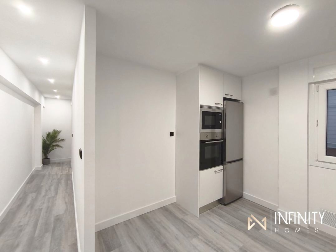 Kitchen of Flat to rent in Bilbao   with Heating, Terrace and Balcony