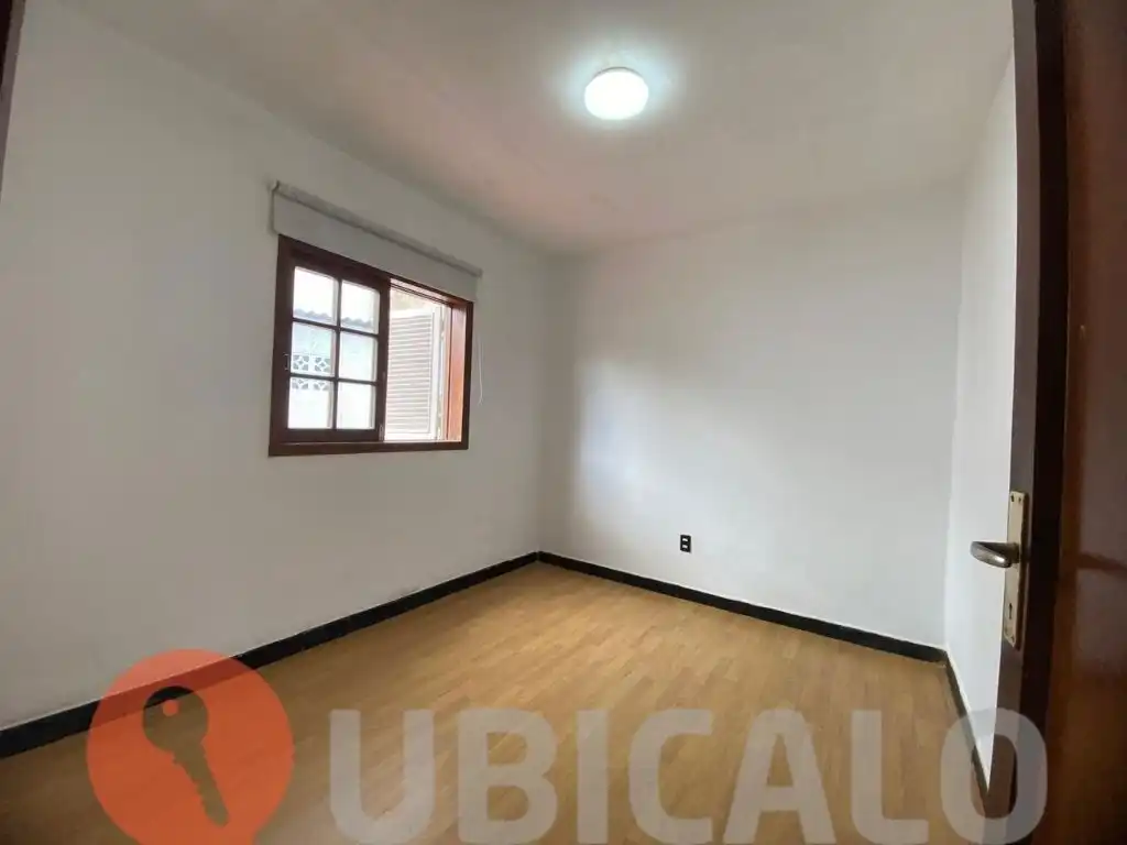 Dormitori de Casa o xalet en venda en San Cristóbal de la Laguna amb Jardí privat, Terrassa i Traster