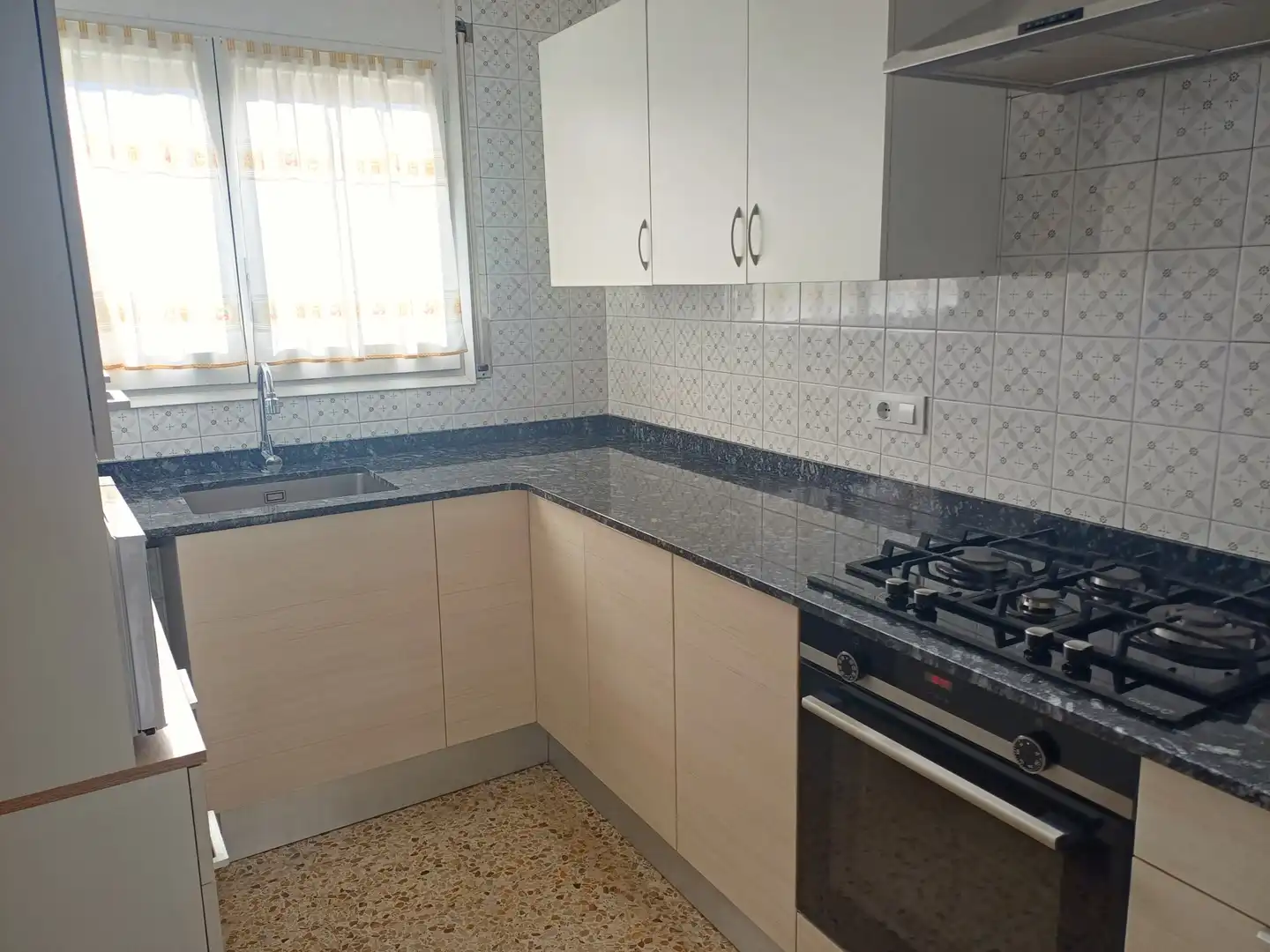 Cuina de Casa adosada en venda en Sant Quirze de Besora amb Calefacció, Terrassa i Balcó
