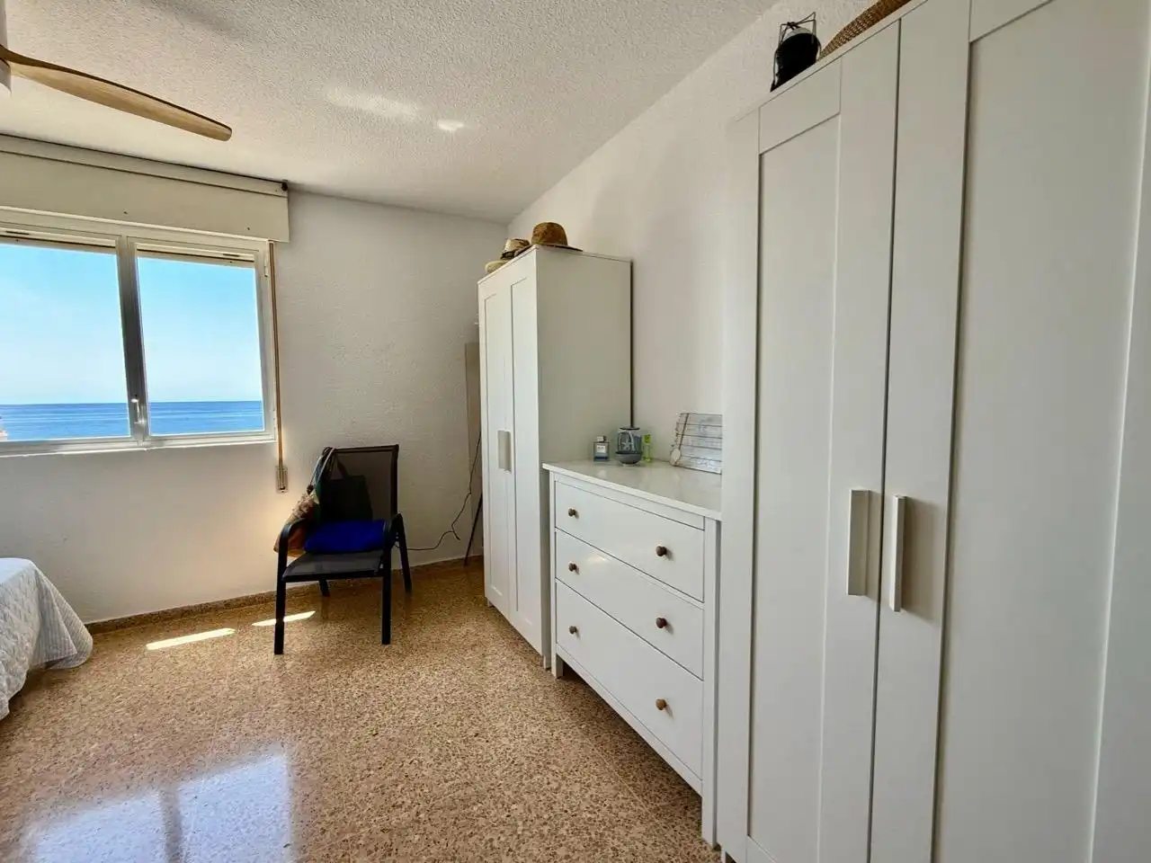 Dormitori de Apartament en venda en Villajoyosa / La Vila Joiosa amb Jardí privat, Terrassa i Balcó