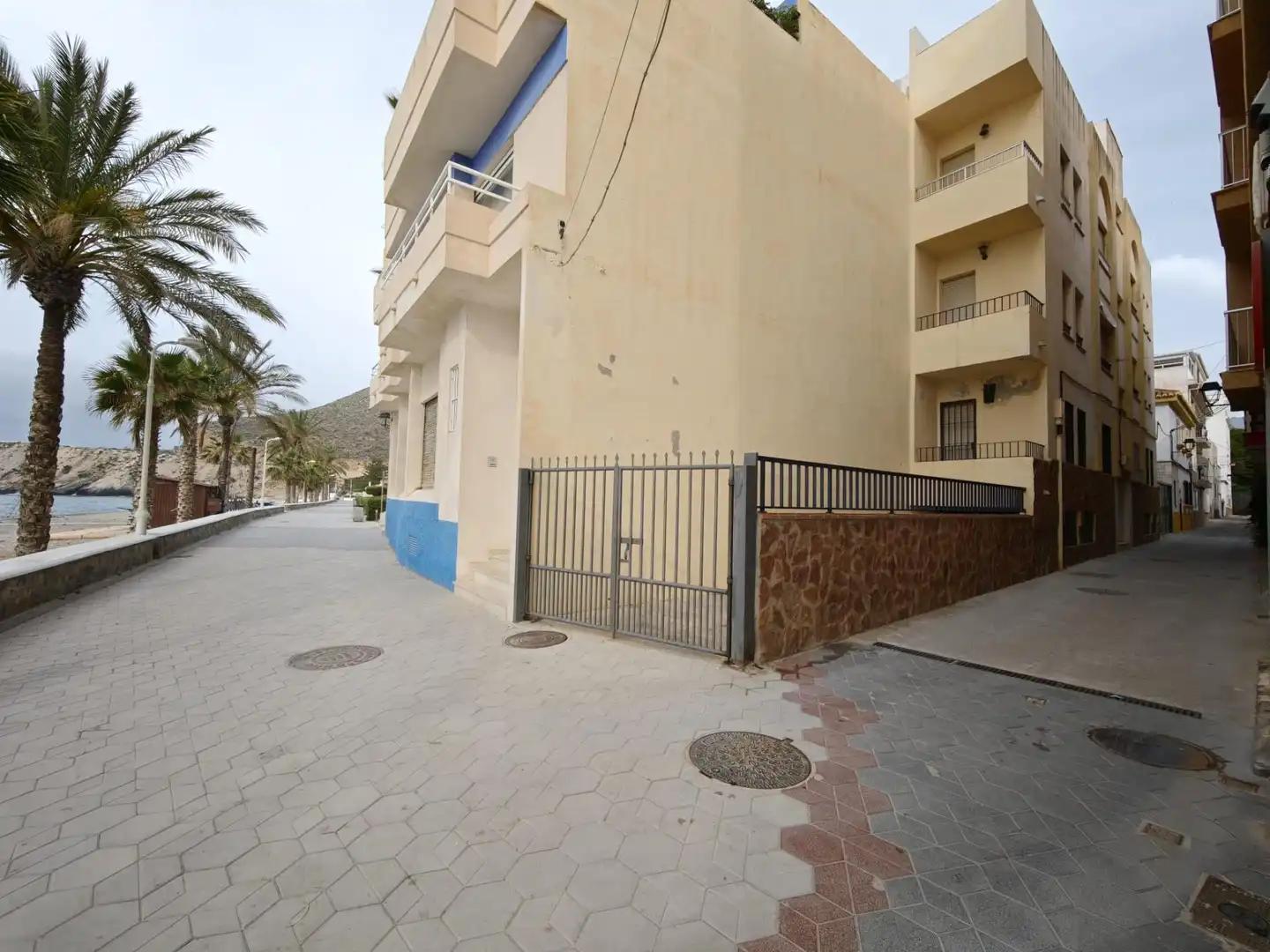 Exterior view of Houses for sale in Gualchos  with Terrace and Furnished