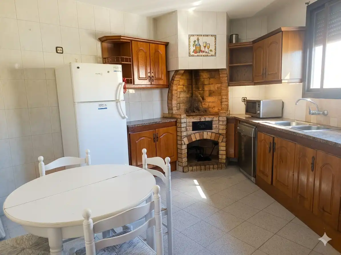 Cocina de Casa o chalet en venta en Vilanova i la Geltrú con Calefacción, Terraza y Trastero