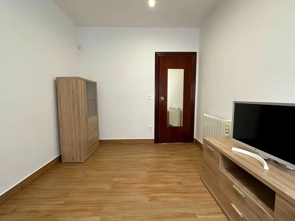 Habitación de Piso en venta en Gijón  con Calefacción y Horno