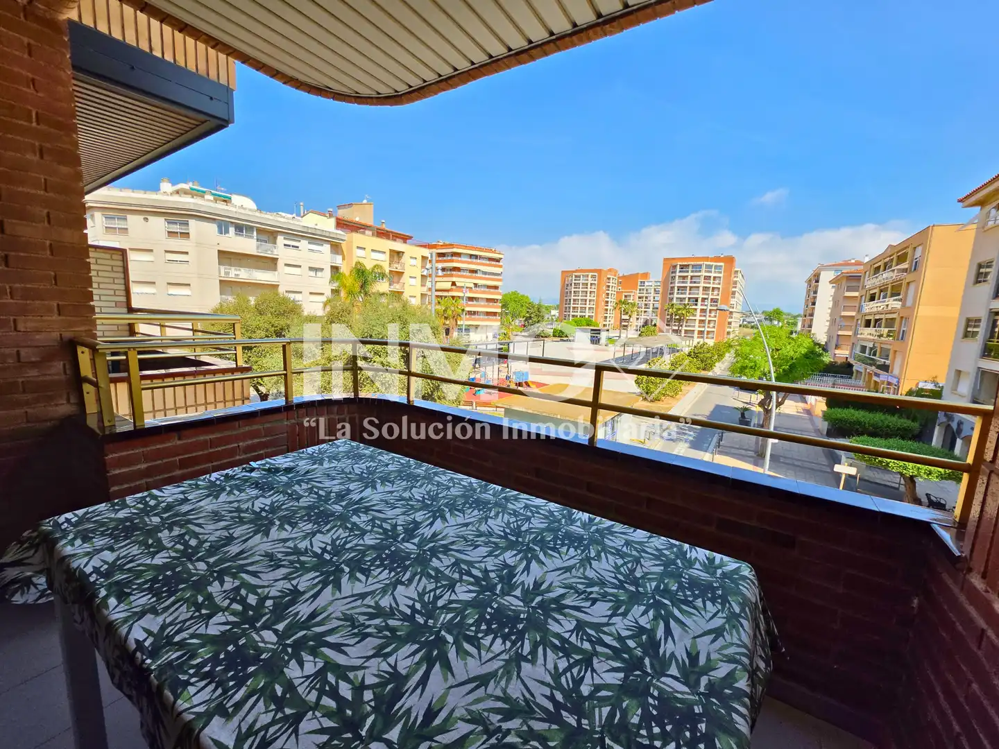 Vista exterior de Apartamento en venta en Cambrils con Aire acondicionado, Terraza y Amueblado