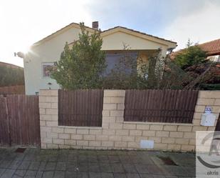 Exterior view of House or chalet for sale in Burguillos de Toledo  with Heating, Private garden and Terrace