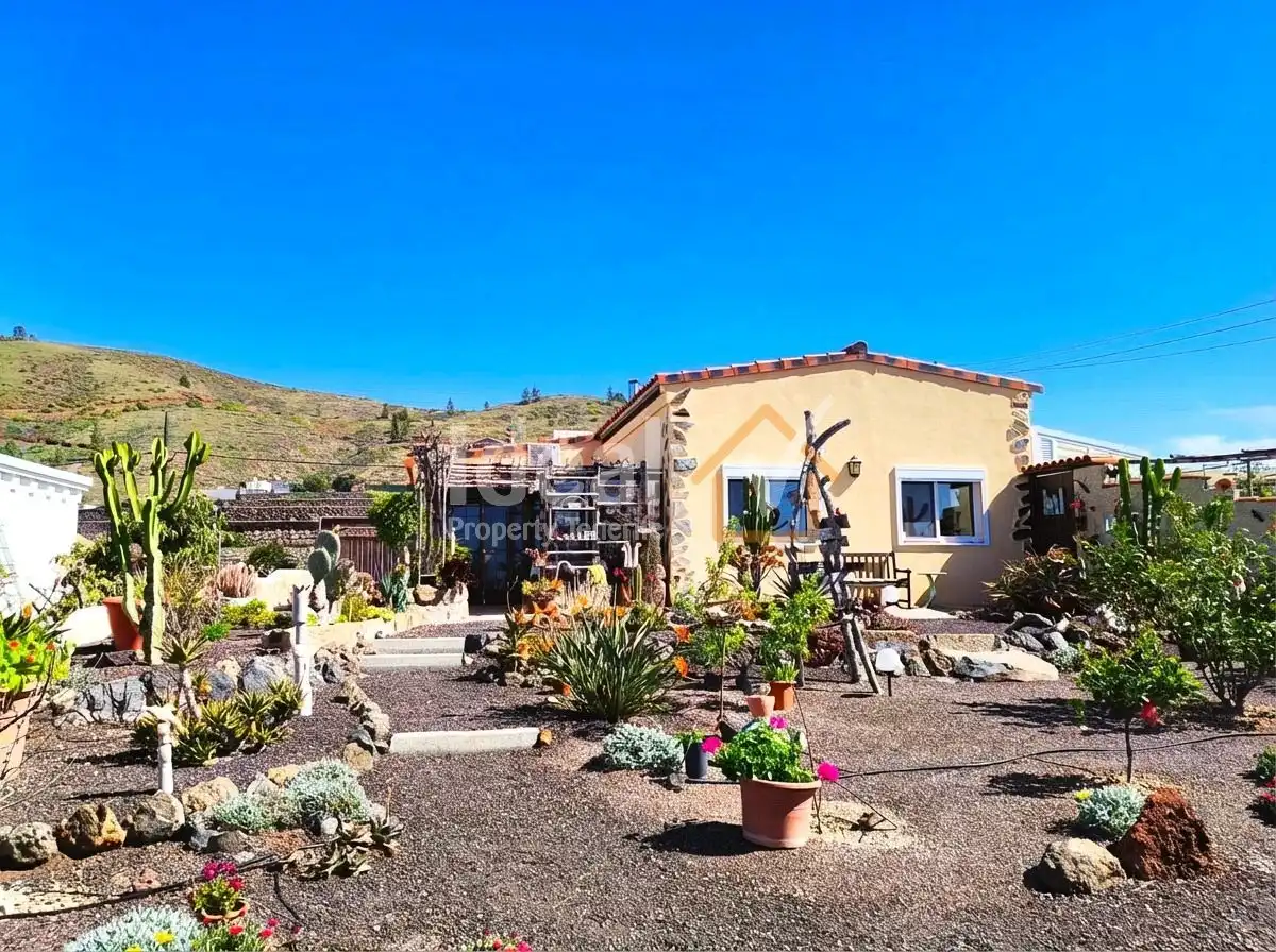 House with garden for sale in Vilaflor de Chasna