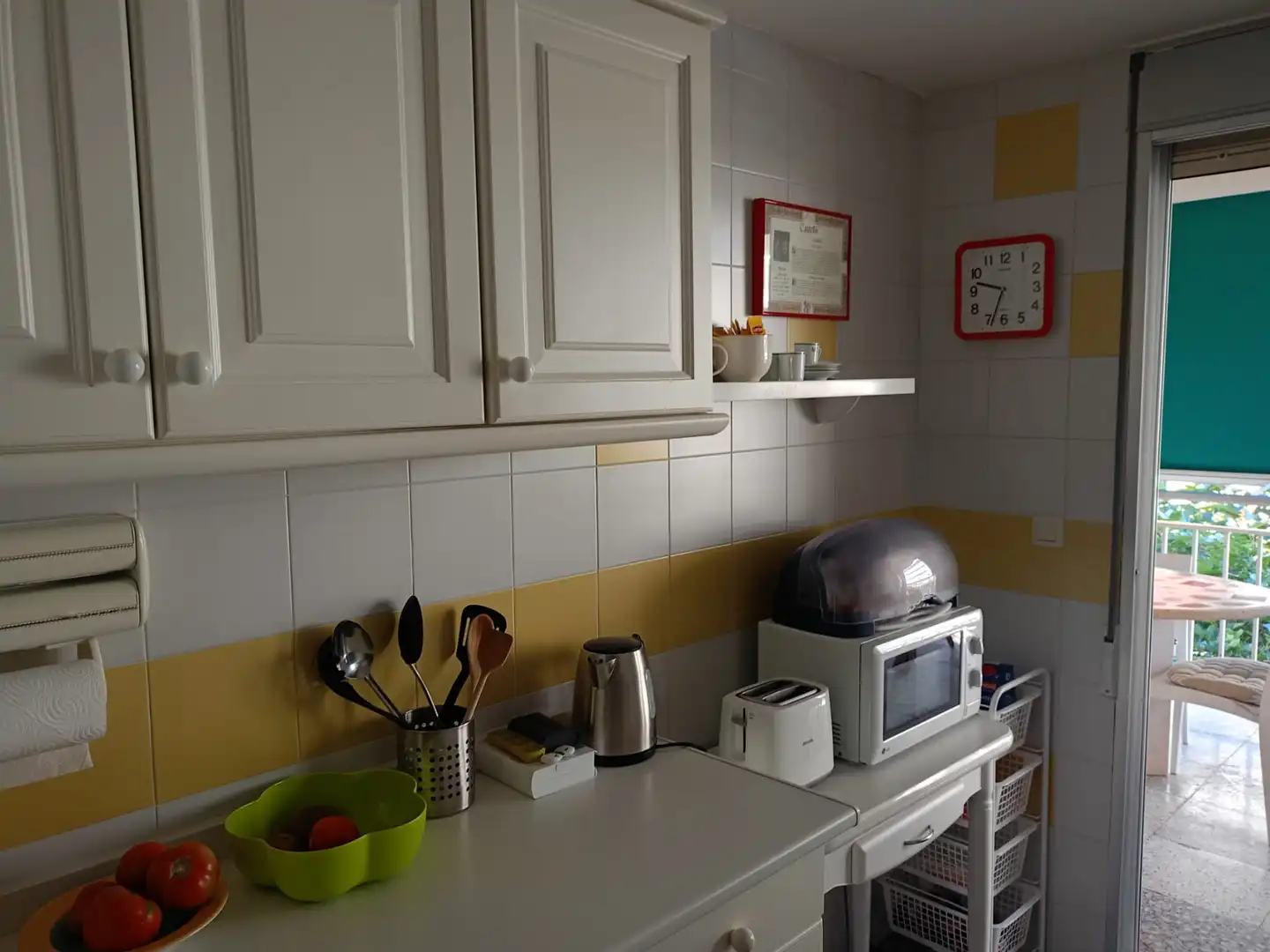 Küche von Wohnung zum Verkauf in Gandia mit Klimaanlage, Terrasse und Möbliert