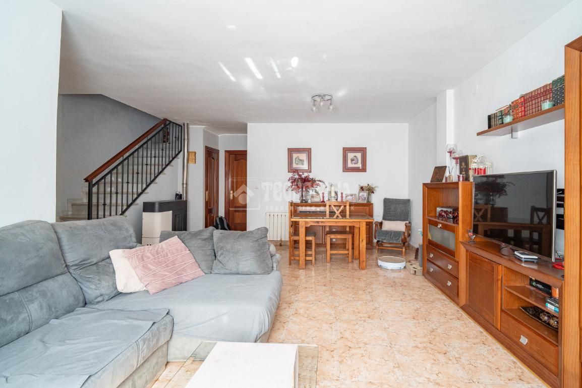 Sala d'estar de Casa adosada en venda en Vegas del Genil