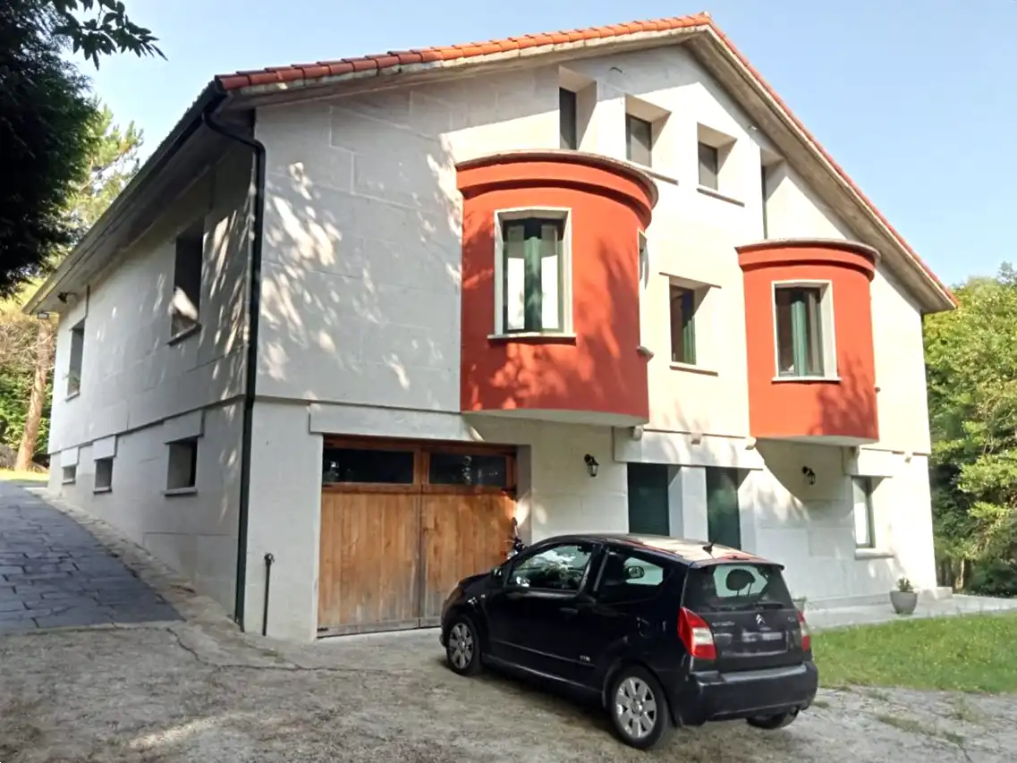 Casa en venta en Abegondo