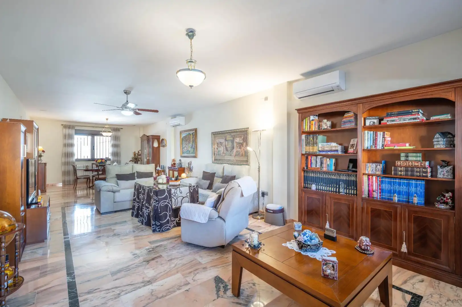 Sala de estar de Casa o chalet en venta en Albolote con Aire acondicionado, Calefacción y Terraza