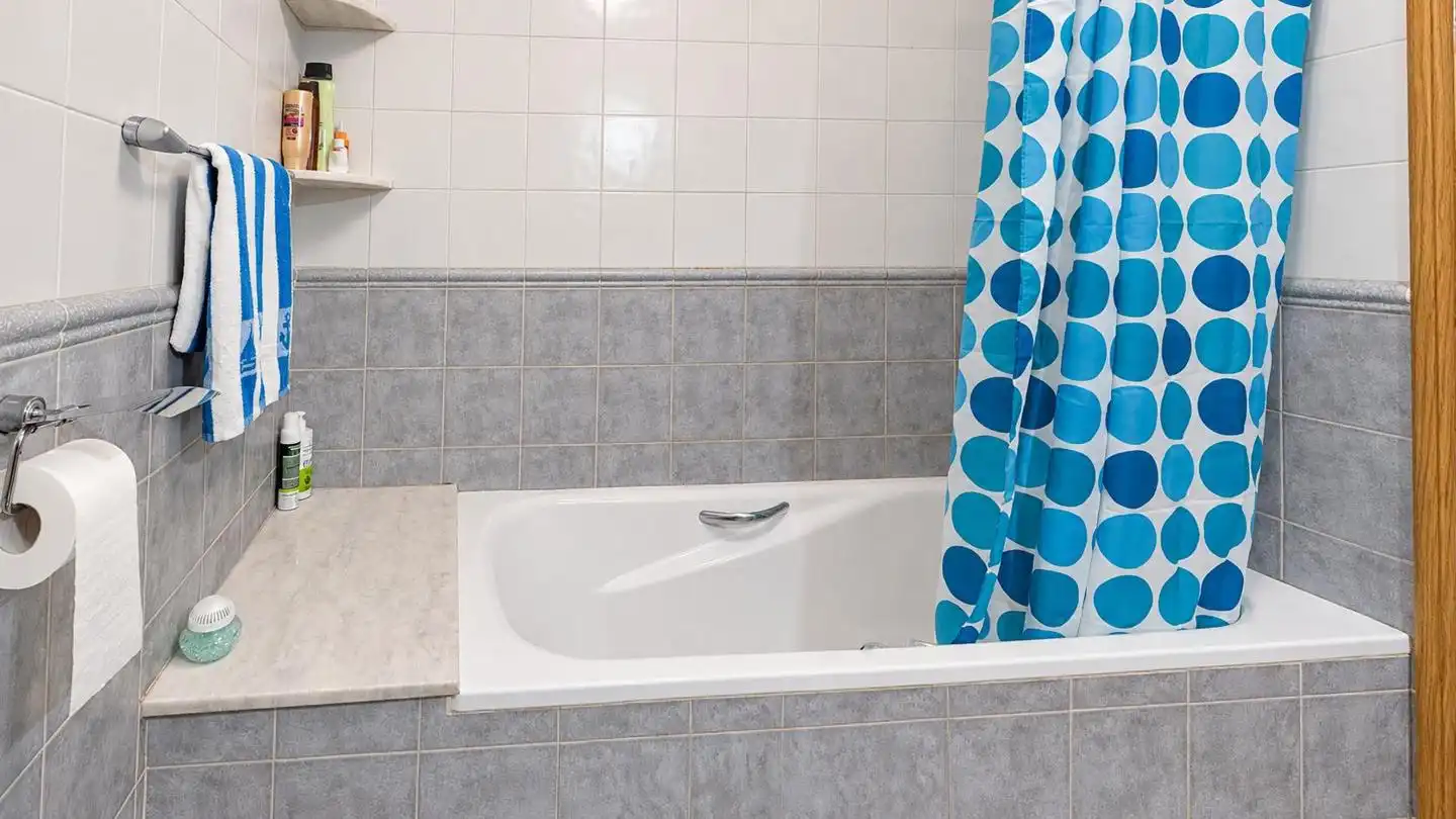 Casa bifamiliare con piscina in vendita a Avenida de Finlandia, imagen 17