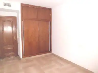 Flat for rent in Ciudad Jardín - Zoco