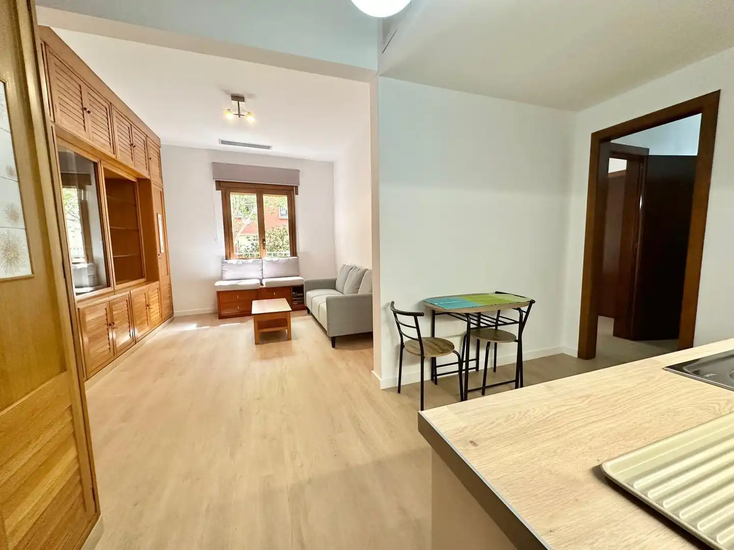 Flat for share in L'Hospitalet de Llobregat  with Air Conditioner, Heating and Terrace