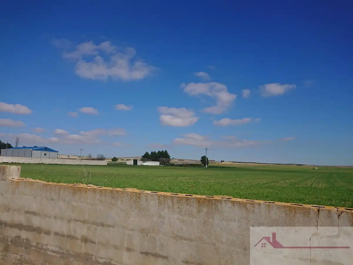Residential zum Verkauf in ORIENTE, Santa María del Campo Rus