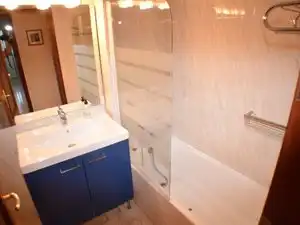 Badezimmer von Wohnung zur Miete in Tarragona mit Klimaanlage, Heizung und Möbliert