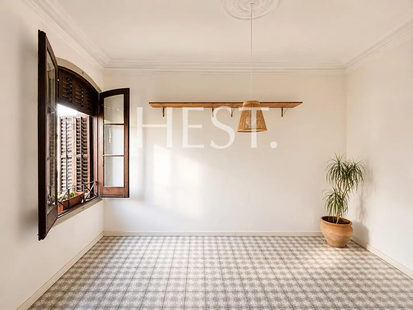 Comedor de Piso en venta en Barcelona con Balcón