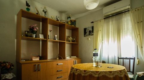 Foto 2 de Casa o chalet en venta en Calle Vicente Delgado Algaba, Maria Auxiliadora - Barriada de Llera, Badajoz Capital